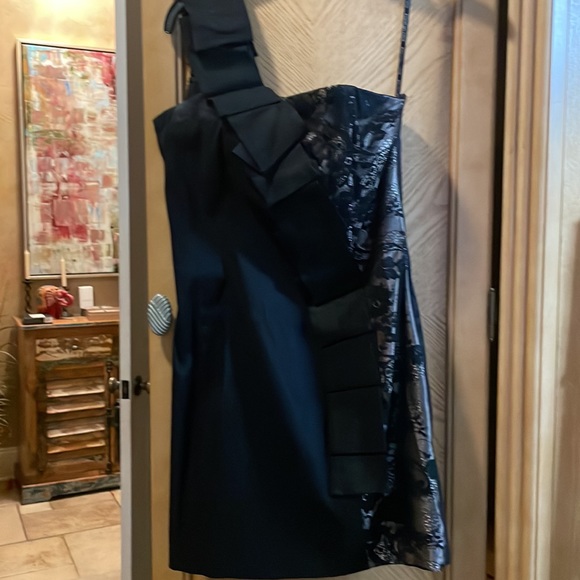 Jessica McClintock black mini formal black and lace one shoulder dress size 10 - Picture 4 of 12